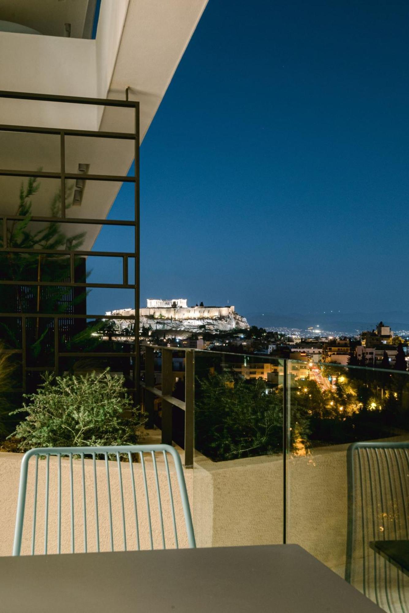 Urban Apt With Stunning Acropolis View & Roofdeck Athén Kültér fotó